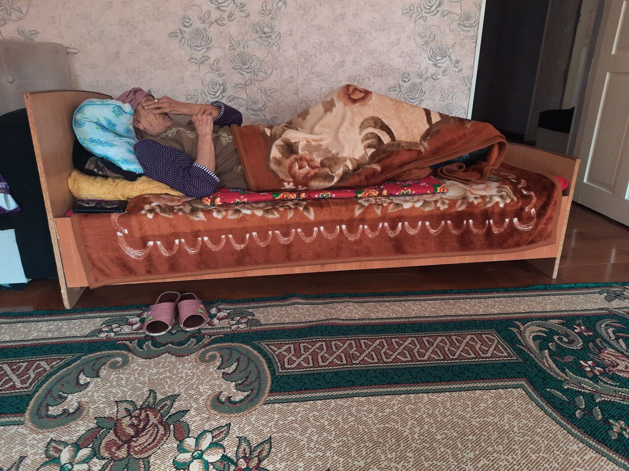 Кровать  агаш агаш