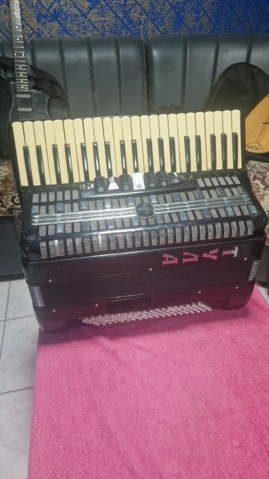 Продам Акардион Тула