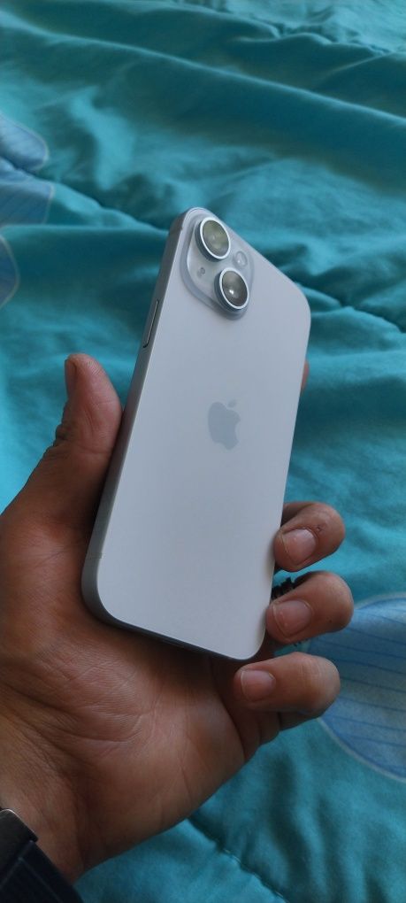 IPhone 15 128gb гаранционен
