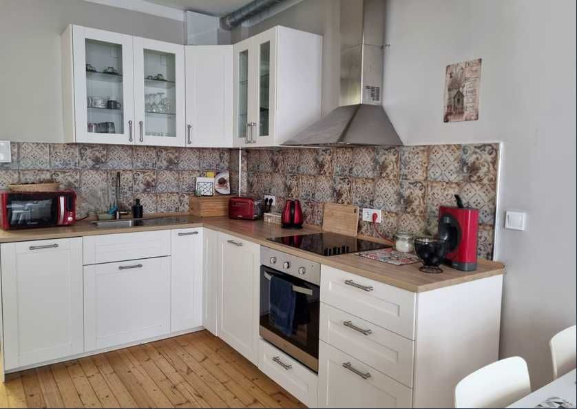 Продава се Тристаен апартамент в София, Център - 76 кв.м за 5264 €/кв.м - Снимка #3