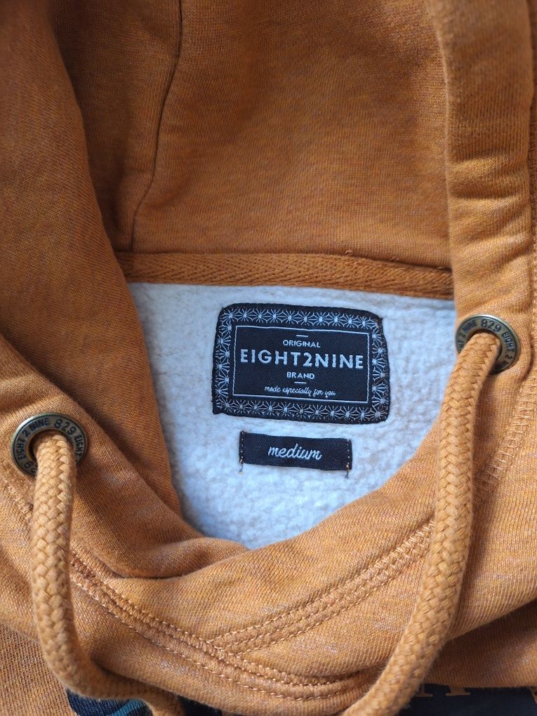 Оранжево худи (hoodie) eight2nine