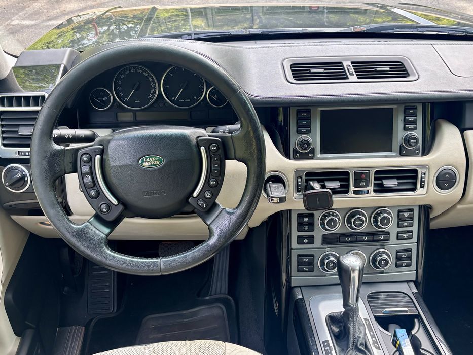 Vand/Schimb Range Rover Vogue