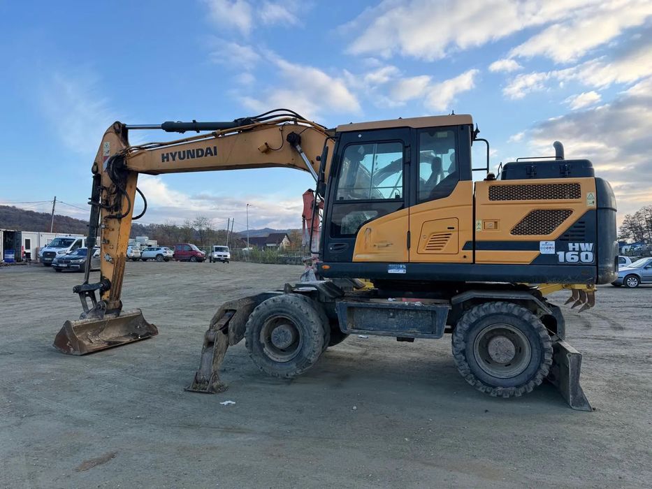Hyundai HW160 Excavator pe roti - Hyundai HW160 - 17 tone
