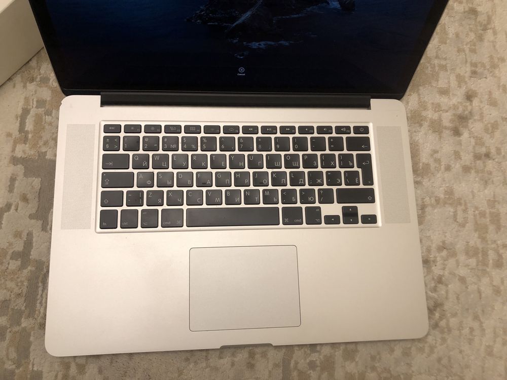 Macbook Pro 15 с дисплеем Retina