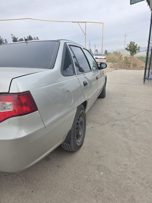 Нексия 2 срочно сотилади деталлари родной 180 минг пробек халол