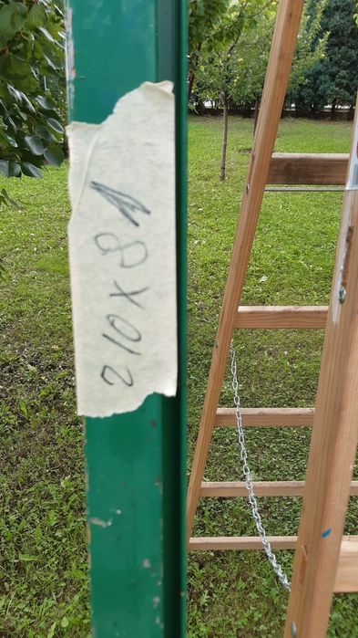 Dulap usi glisante .tocuri metalice