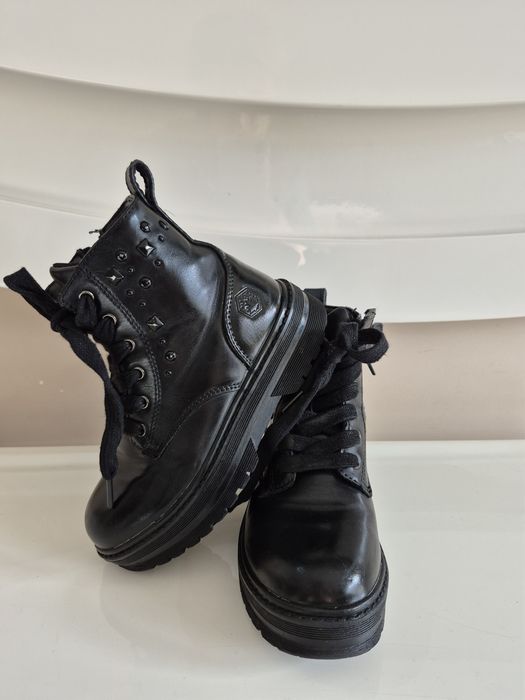 Детски черни боти