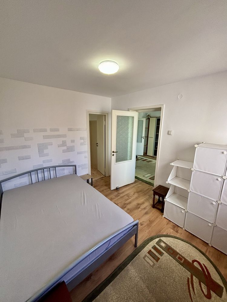 De vanzare apartament cu 3 camere, cartierul Budai