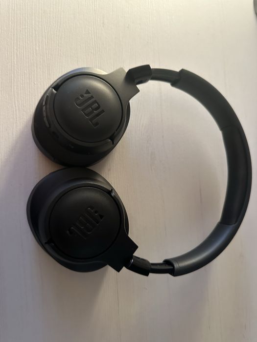 Casti wireless JBL Tune 700