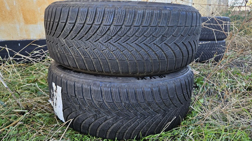 2бр гуми 215 55 18 дот 24 семперит