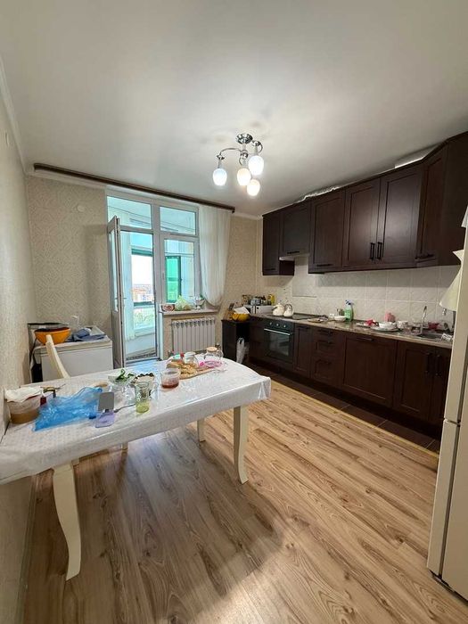 Продается трехкомнатная квартира в Актобе Ажары