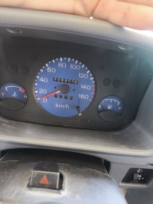 Tiko rangi oq yili 1997 mator yangi  qilingan  narxda kelishamiz