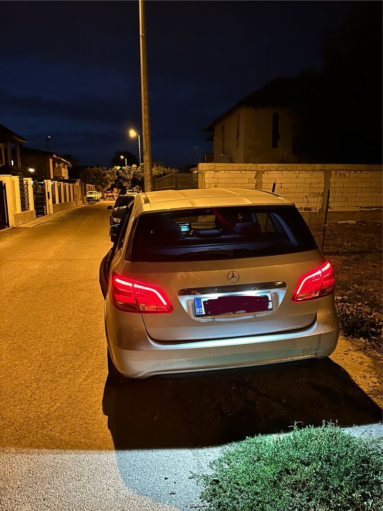 Mercedes-Benz B250e, electric, nu Spring, 180 cai putere