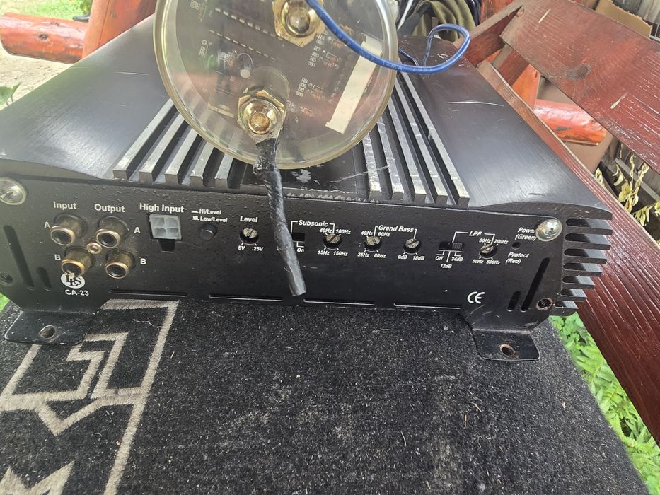 Vând stație auto plus subufer EDGE900wats