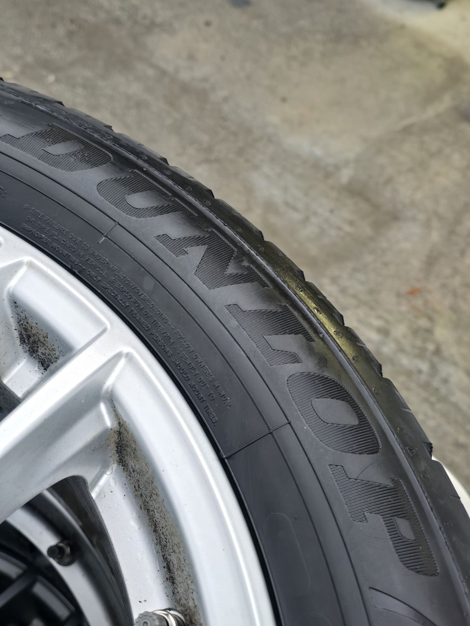 4 Броя 225/55/17 Dunlop 2x5mm 2x4,8mm