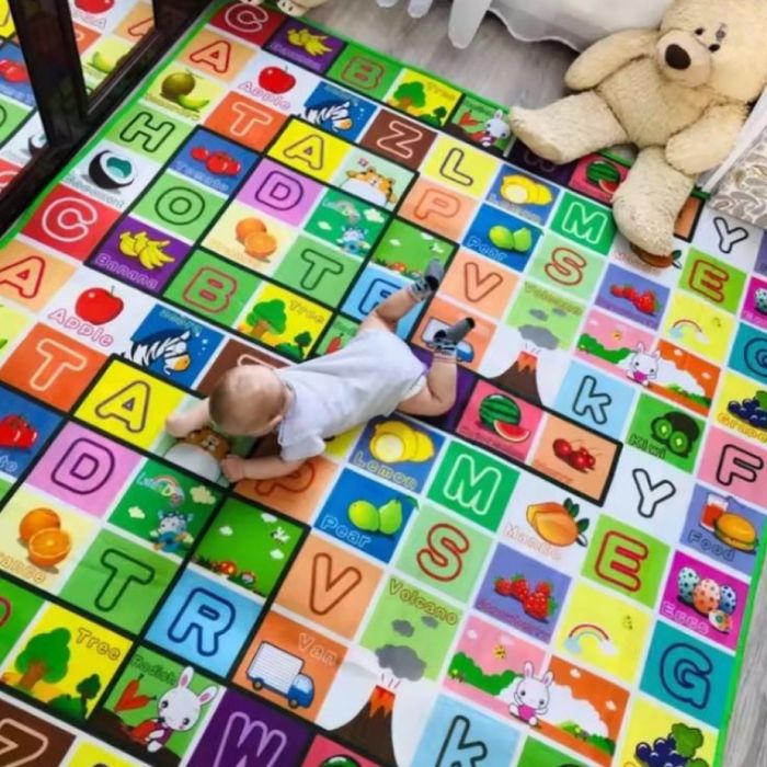 Комплект „Играй и Твори“ – Двулицево топлоизолиращо детско килимче + м