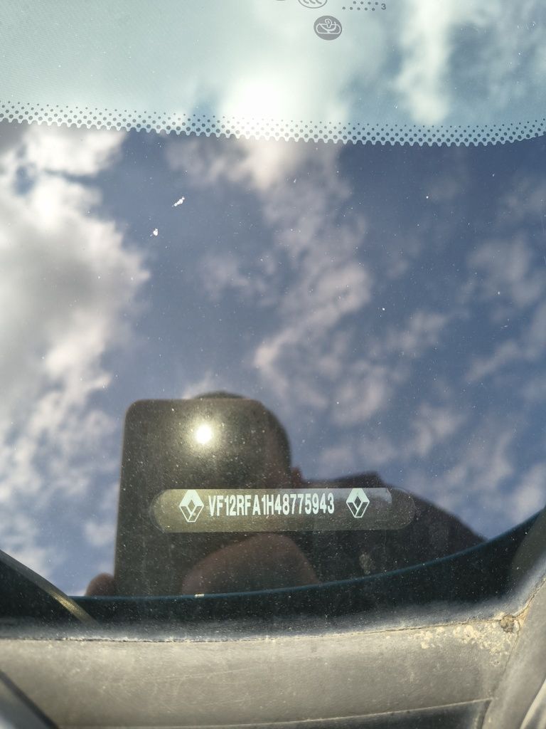Vând Renault Captur benzina 2014