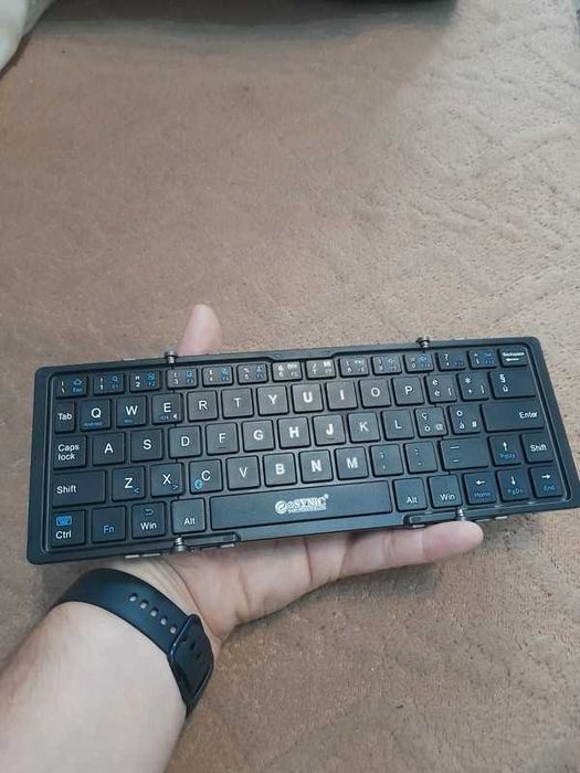 Esynic mini bluetooth keyboard foldable.Cititi tot anunțul.