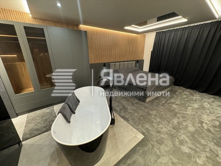 Продава се Тристаен апартамент в София, Манастирски ливади - 183 кв.м за 3599 €/кв.м - Снимка #8