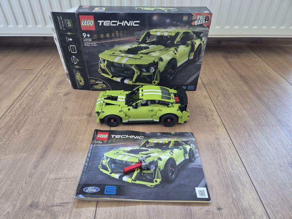 Vand Lego Technic - Ford Mustang Shelby GT500 (42138)