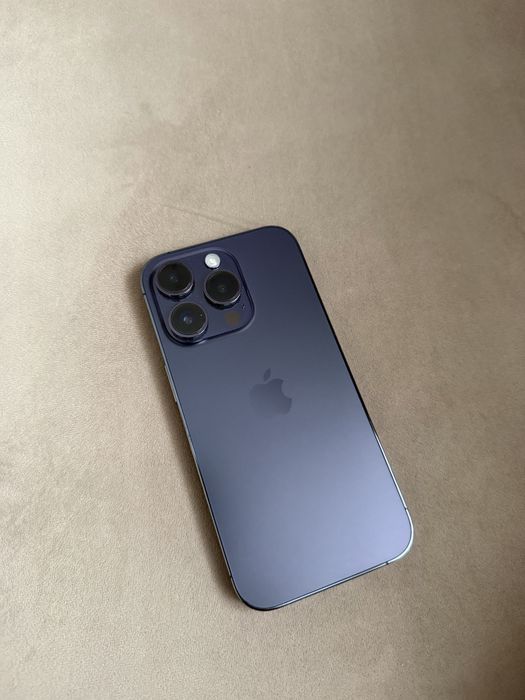 Продам Iphone 14 PRO