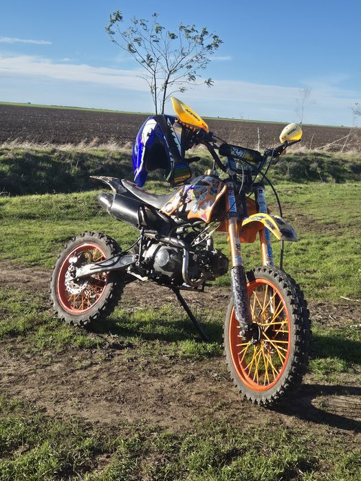 Vând MotoCross Sau Schimb