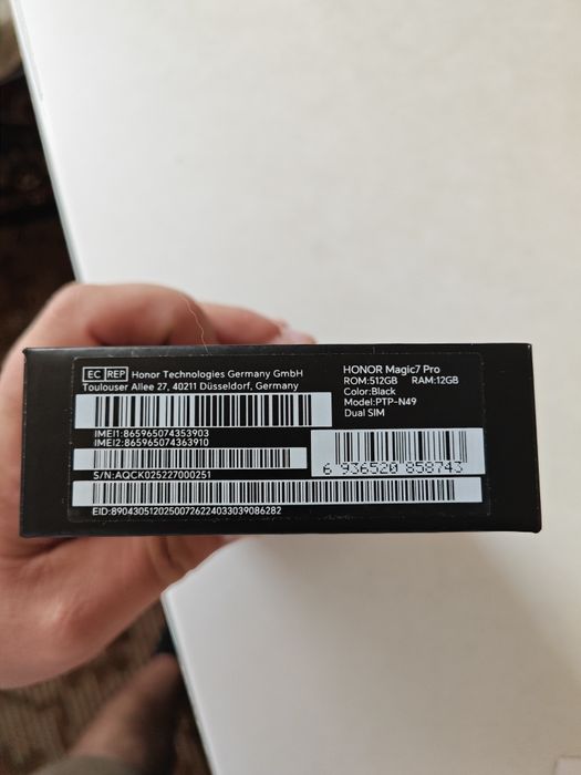 Vând Honor Magic 7 Pro Black 512 GB Sigilat