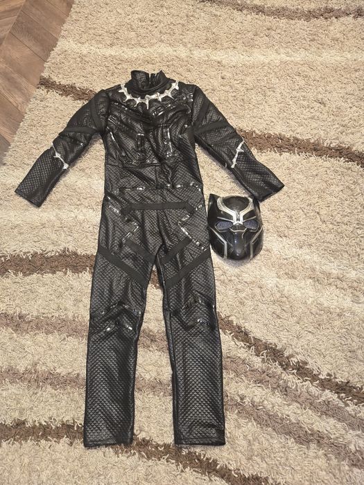 Продам новогодний костюм.