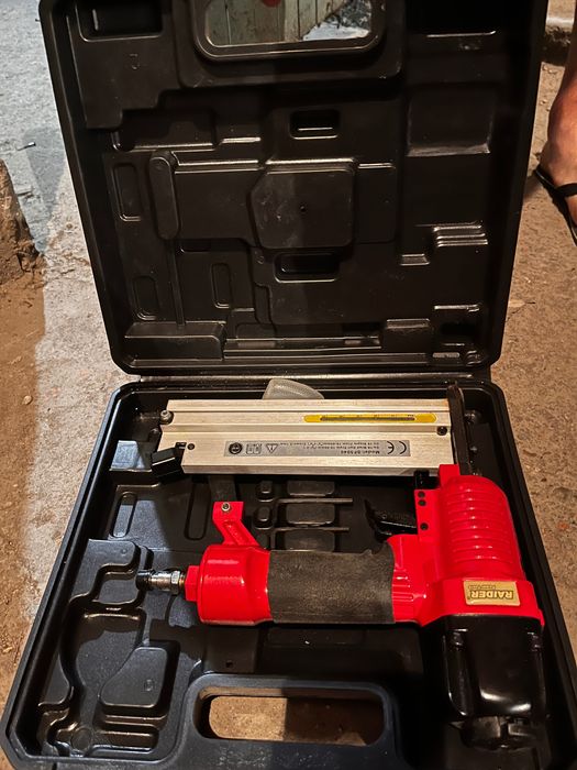 Пневматичен такер SF5040 комБиниран