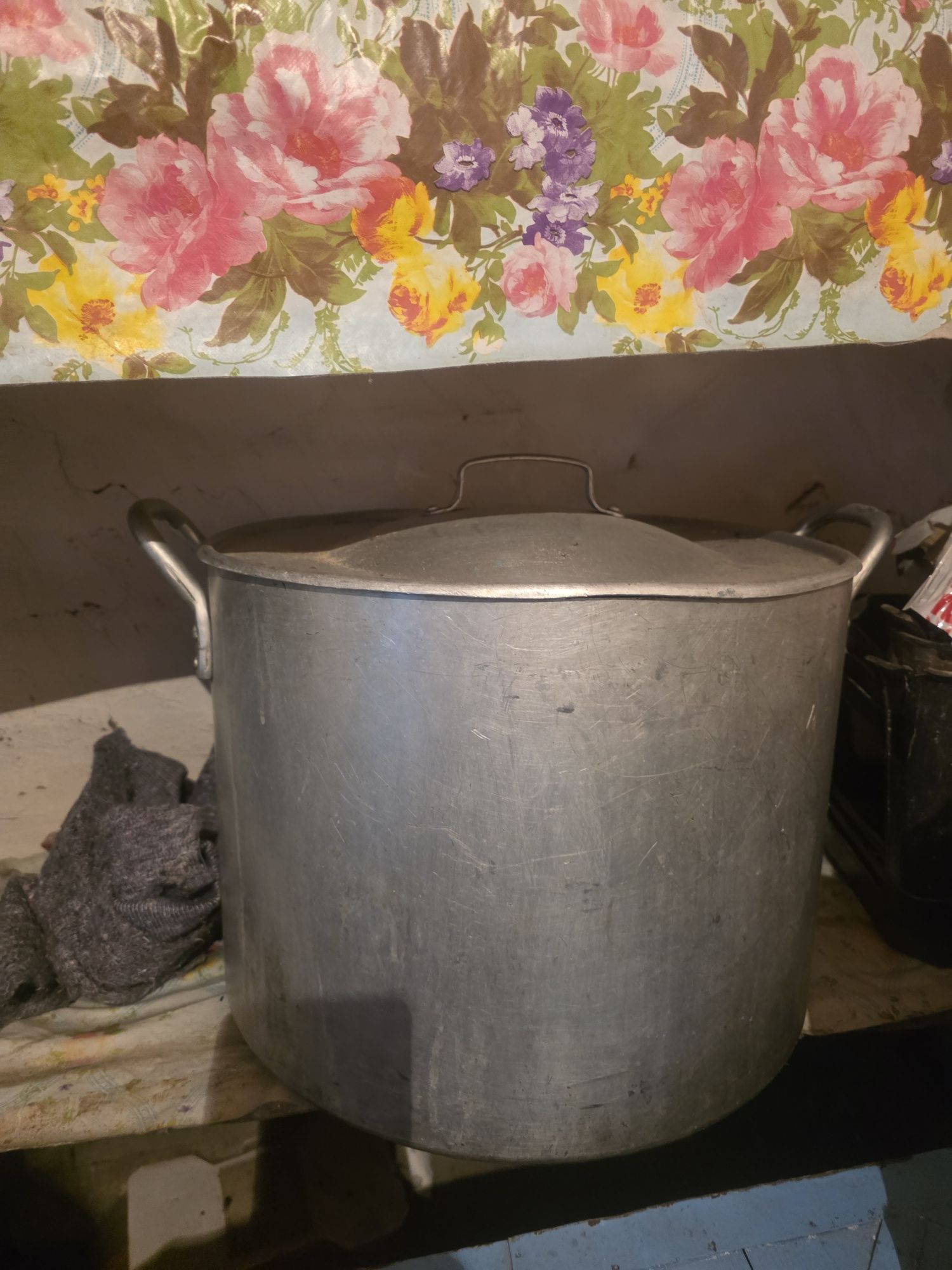 Продам алюминиевые кастрюли