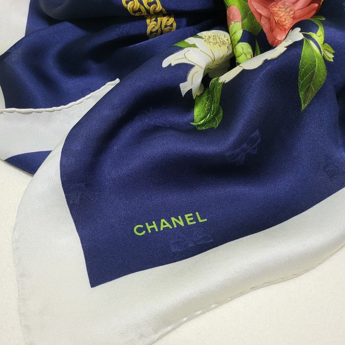 Esarfa vintage Chanel