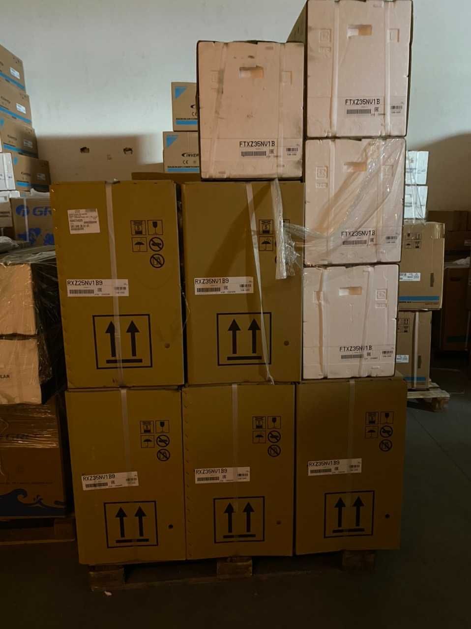 Инверторен климатик DAIKIN Comfora FTXP35N/RXP35N А++