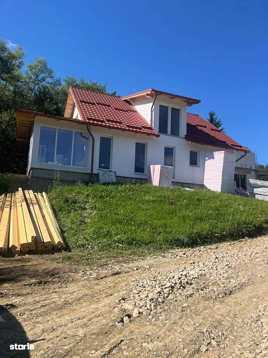 Se Vinde Casa In Apropierea Partiei Rarau