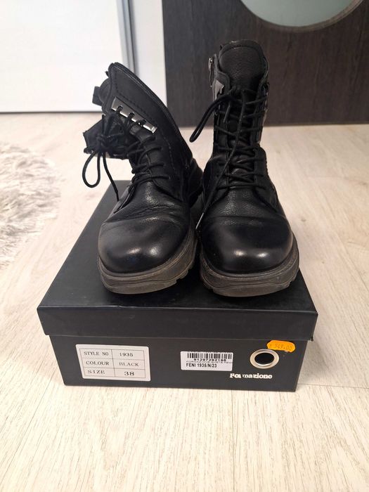 Ghete de dama firma Formazione.