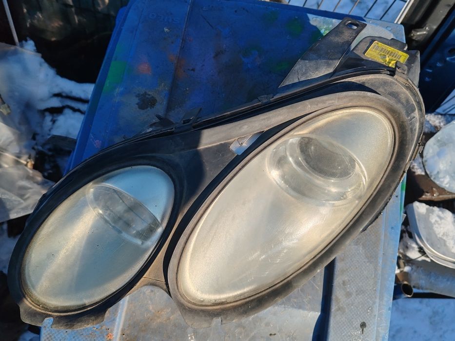 Far stânga smart forfour