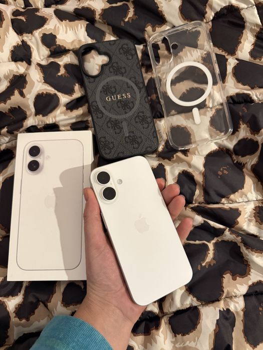 Telefon iPhone 16