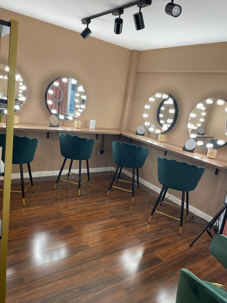 Idee Cadou Masa Oglinda machiaj make-up Hollywood makeup salon studio