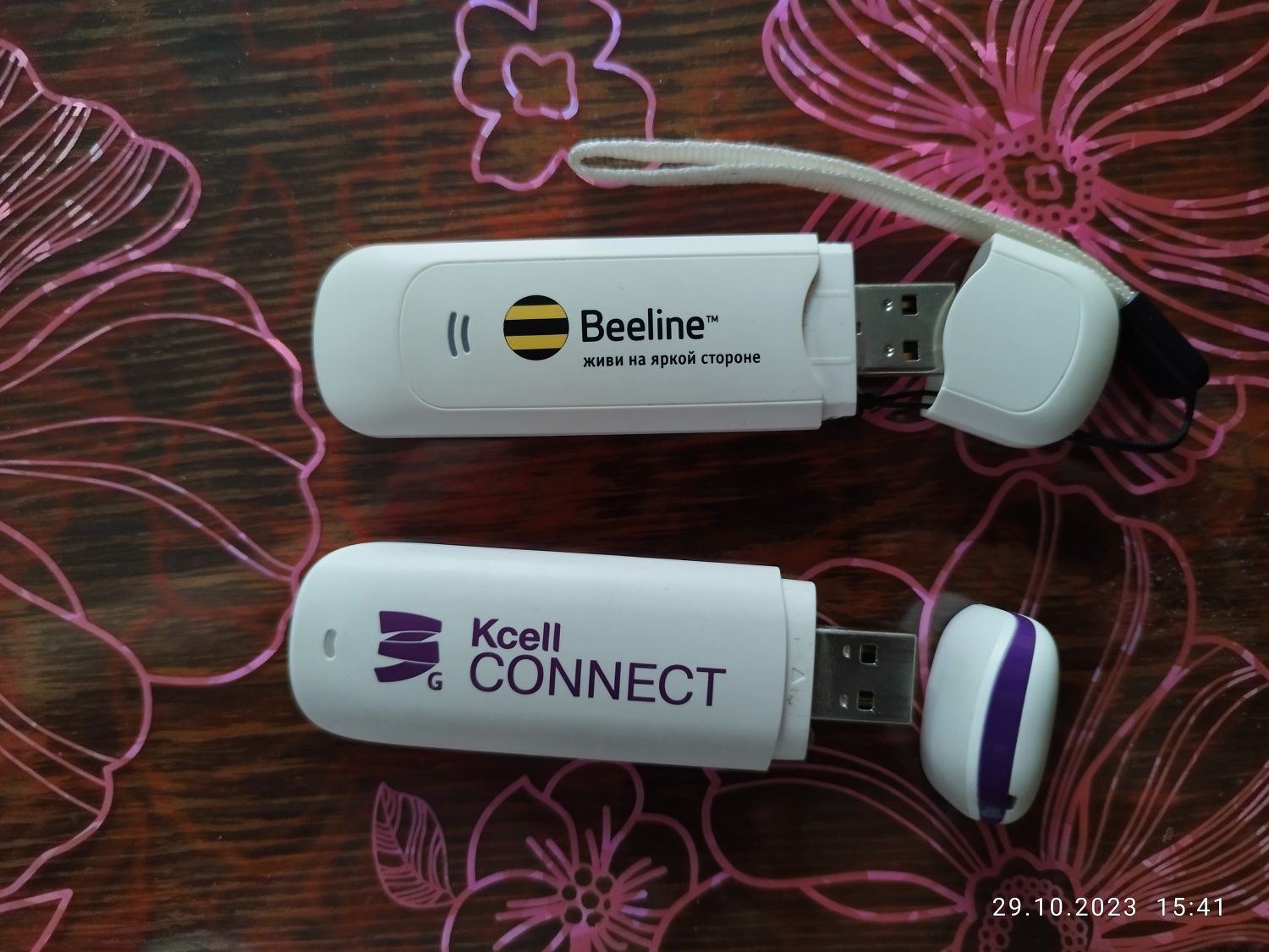 Продам юзби модем, Kcell CONNECT и Beeline.