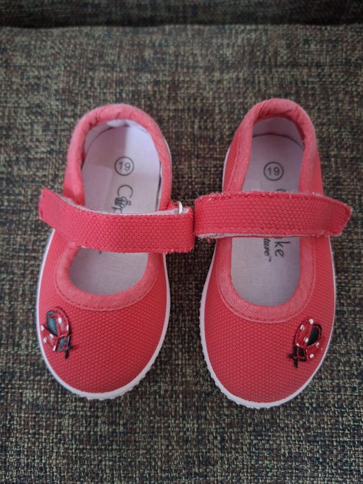 Детски обувки-НОВИ!