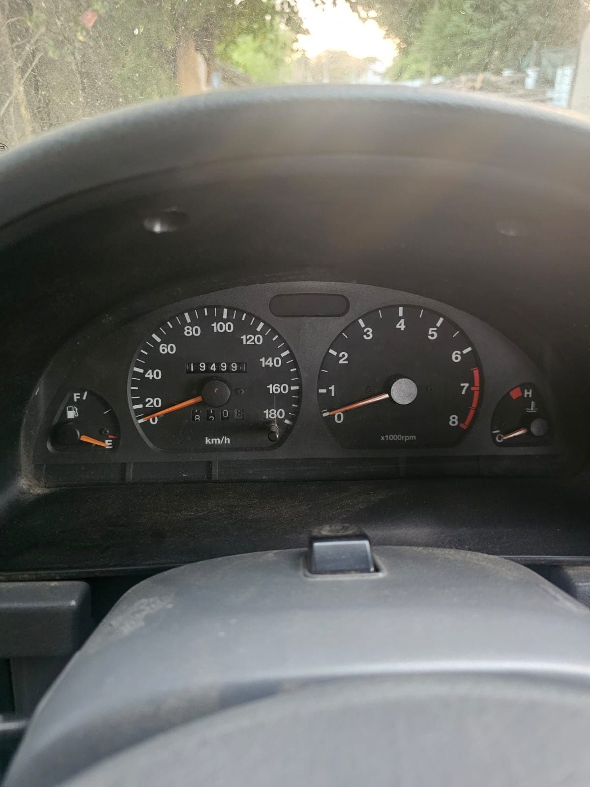 Продавам Suzuki Vitara