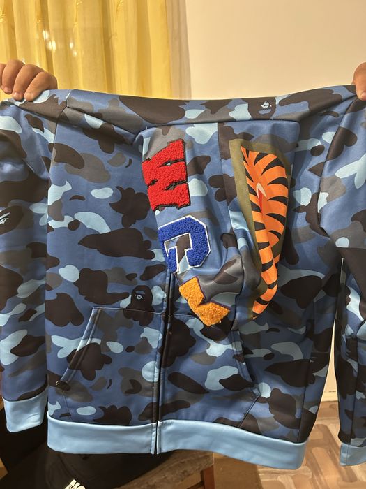 Bape shark hoodie como