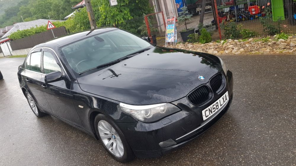 Dezmembrez Bmw seria 5 e60 2.0d euro 5