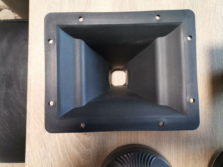 Чисто нови драйвери с рупори