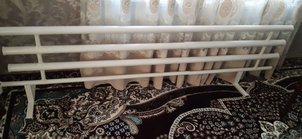 Тент сотиладим .