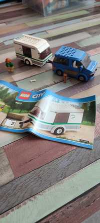 Lego 60117 furgoneta și rulota
