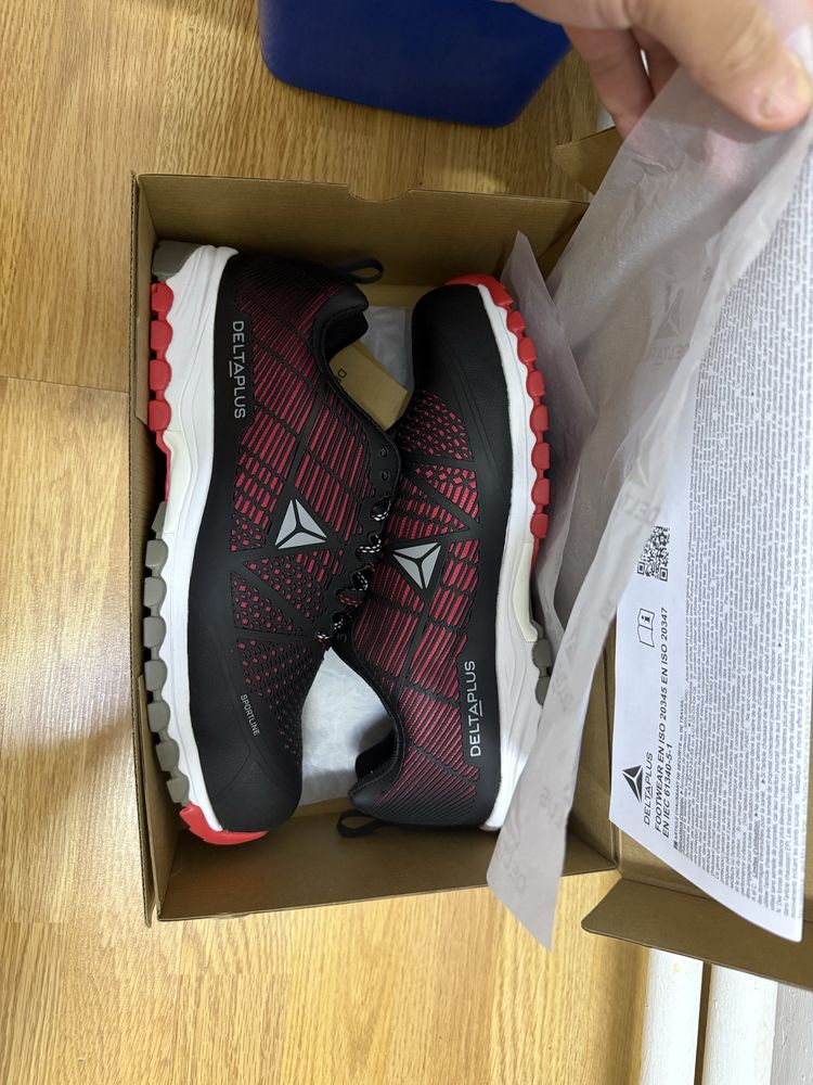 Спец обувь Delta Plus 42 - 42,5