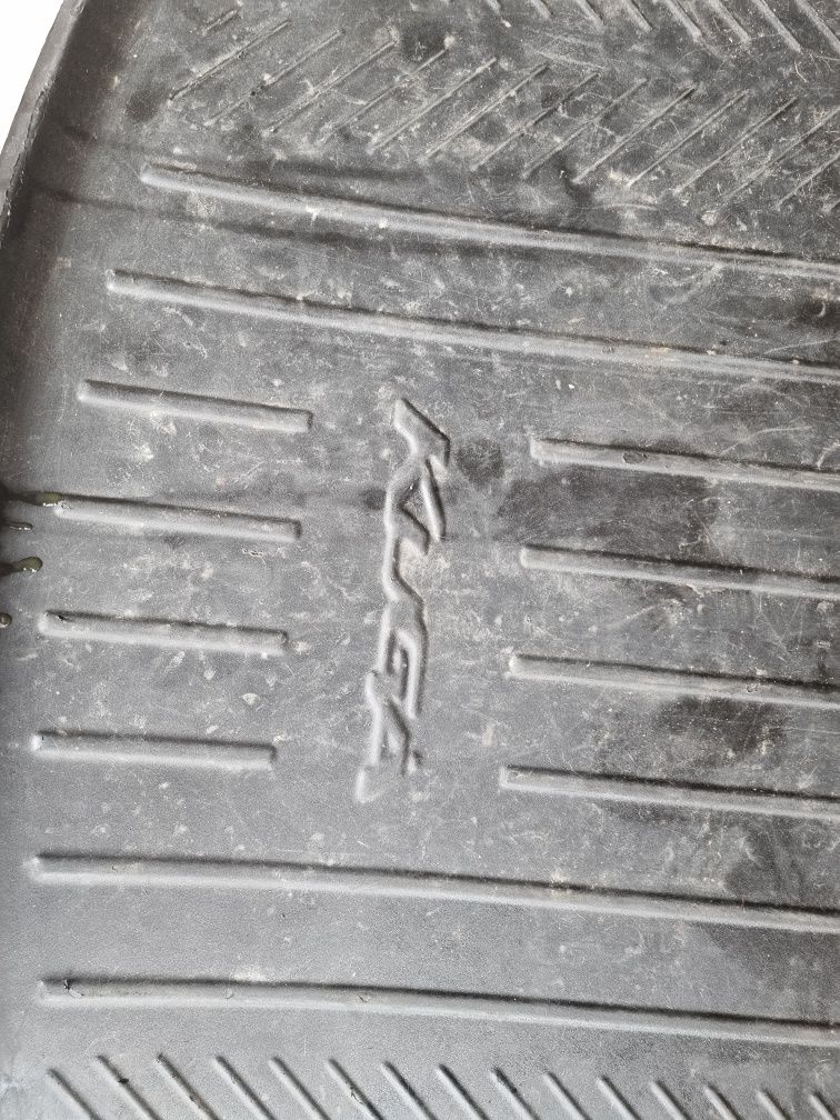 Предпазна кора за  Ford Kuga