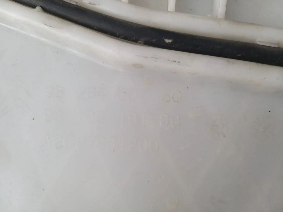 Vas lichid parbriz peugeot 3008 2 9826400780 9810819180
