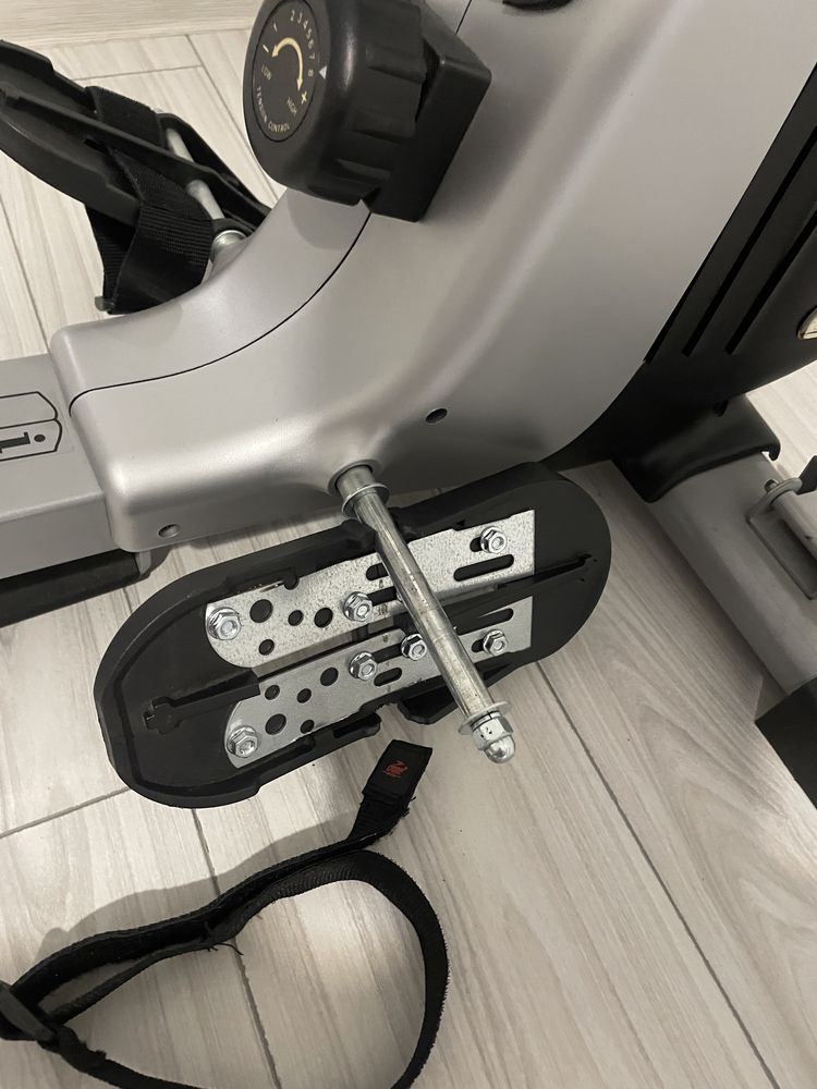 Aparat de vaslit fitness