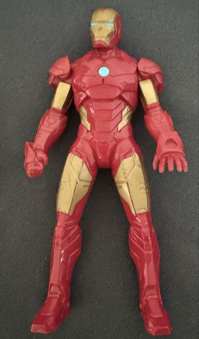 Figurina iron man
